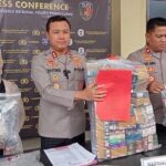 Polres Pandeglang Bekuk 7 Perampok Spesialis Minimarket, Ratusan Bungkus Rokok Disita