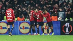 Calvin Verdonk Starter, Lille Taklukkan Freiburg 1-0 untuk Lolos ke Playoff Liga Europa