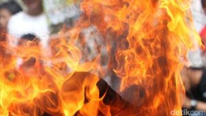 Kebakaran Rumah Mewah di Tanjung Barat Tewaskan Seorang Perempuan Lansia