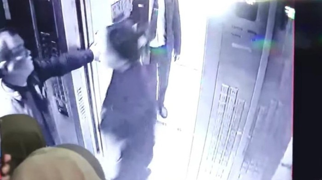 ART Panik, CCTV Rekam Momen Lula Lahfah Ditemukan Meninggal di Kamar Terkunci