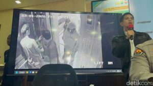 CCTV Rekam Momen Reza Arap dan Dokter Tiba di Apartemen Lula Lahfah Sebelum Ditemukan Meninggal