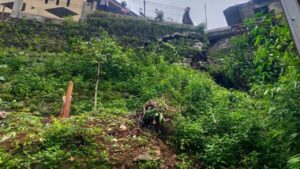 Tebing Retak di Citeureup Bogor Ancam 21 Rumah Warga Akibat Hujan Deras