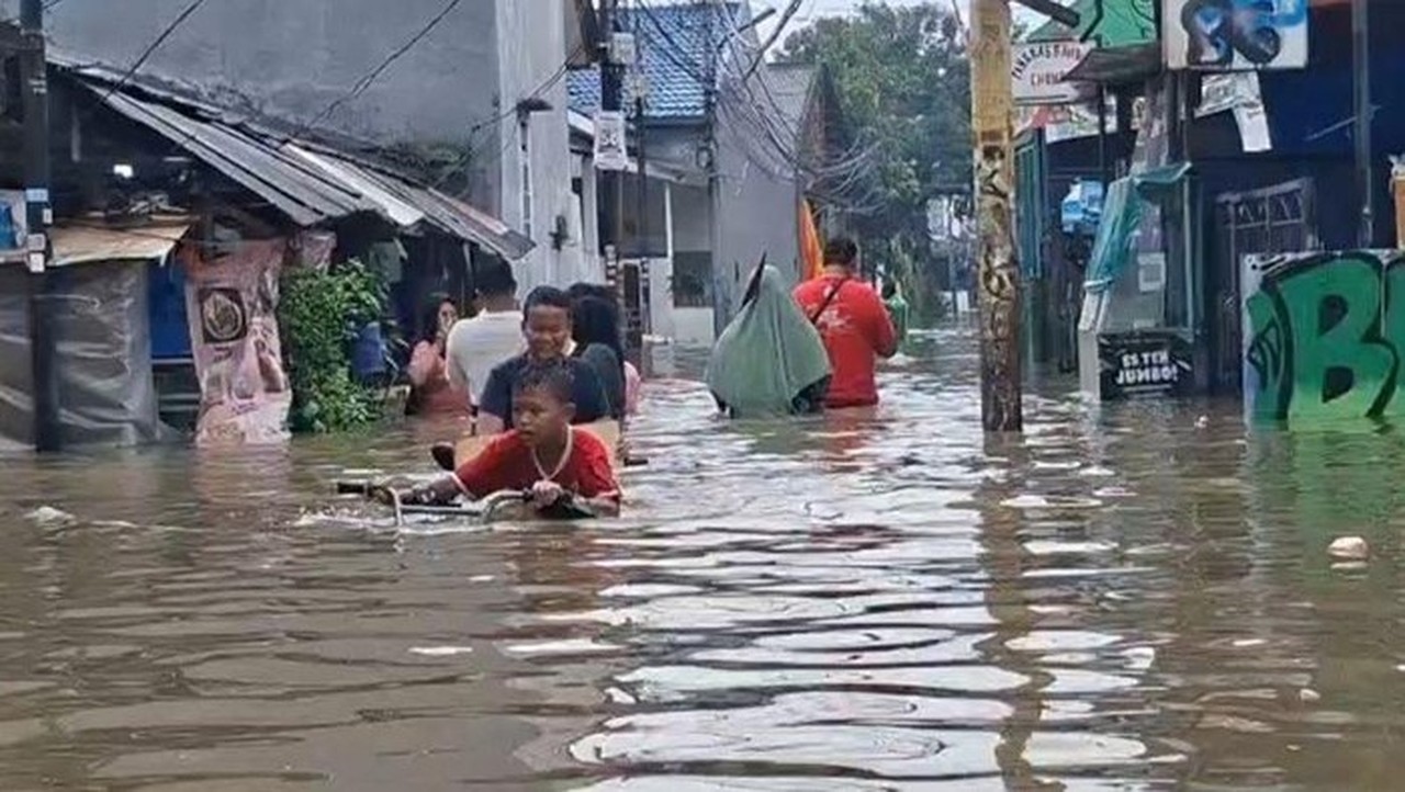 Warga Jakarta Bisa Pantau Banjir Tingkat RT via Aplikasi JAKI, Ini Caranya