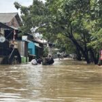 Banjir Kembali Landa Jalan Duta Kranji Bekasi, Air Capai 80 Cm Akibat Hujan dan Luapan Kali