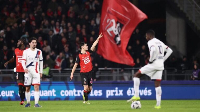 PSG Keok 1-3 di Kandang Rennes, Puncak Klasemen Ligue 1 Terancam