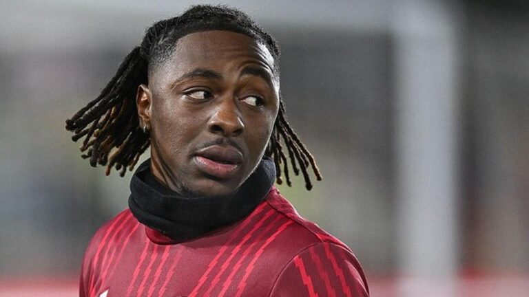 Eze Dikritik Usai Arsenal Ditahan Imbang Brentford, Minim Kontribusi di Laga Penting Eze Dikritik Usai Arsenal Ditahan Imbang Brentford, Minim Kontribusi di Laga Penting