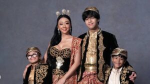 Asri Welas Banting Tulang Demi Anak: Tanggung Jawab Penuh Sebagai Ibu Tunggal