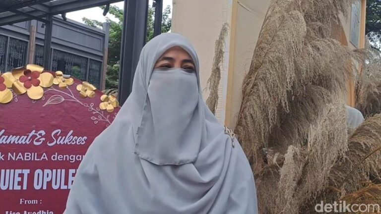 Umi Pipik Sambut Ramadan 2026 dengan Kesiapan Hati dan Kehangatan Keluarga Bersama Cucu Pertama