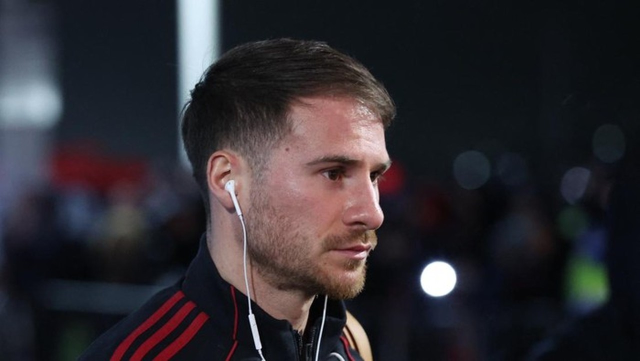 Ayah Alexis Mac Allister: Anak Saya Hanya Memikirkan Liverpool, Bukan MU Ayah Alexis Mac Allister: Anak Saya Hanya Memikirkan Liverpool, Bukan MU