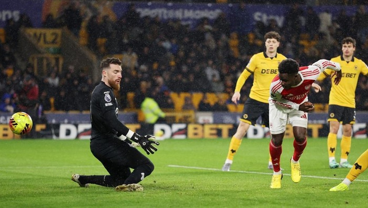 Babak Pertama: Gol Tunggal Bukayo Saka Bawa Arsenal Ungguli Wolverhampton Wanderers 1-0