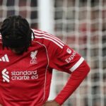 Liverpool Terancam Krisis Bek Kanan, Frimpong Absen, Endo Menepi Lama