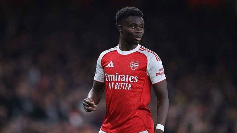 Resmi! Bukayo Saka Perpanjang Kontrak Jangka Panjang di Arsenal Hingga 2031 Resmi! Bukayo Saka Perpanjang Kontrak Jangka Panjang di Arsenal Hingga 2031