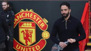 Performa MU Meroket Bersama Carrick, Tanda Tanya Muncul untuk Ruben Amorim