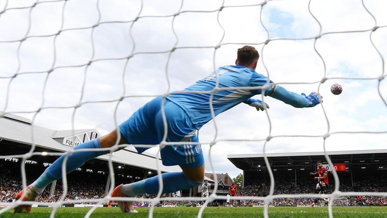 Eksekusi Penalti Konyol di Inggris: Berujung Tendangan Bebas untuk Lawan