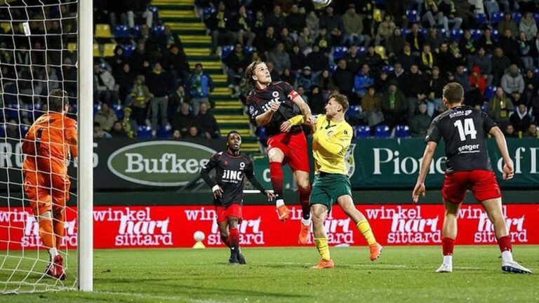 Justin Hubner Bawa Fortuna Sittard Ungguli Excelsior yang Diperkuat Miliano Jonathans 2-1