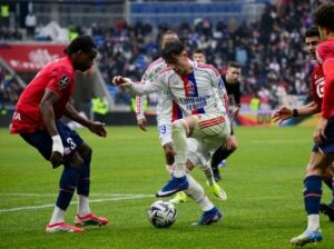 Lyon Taklukkan Lille 1-0, Debut Calvin Verdonk Berakhir Pahit di Ligue 1