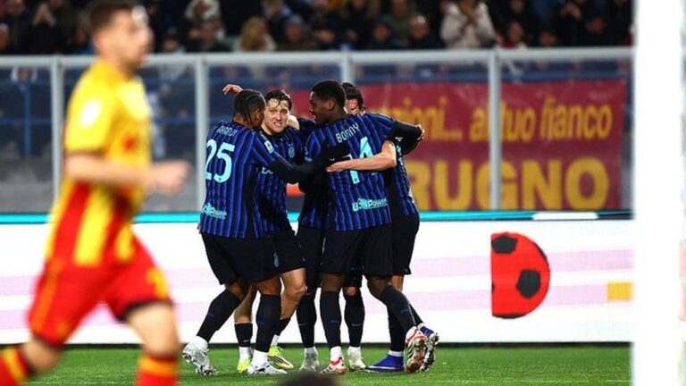 Inter Milan Taklukkan Lecce 2-0 Berkat Dua Gol dari Situasi Sepak Pojok