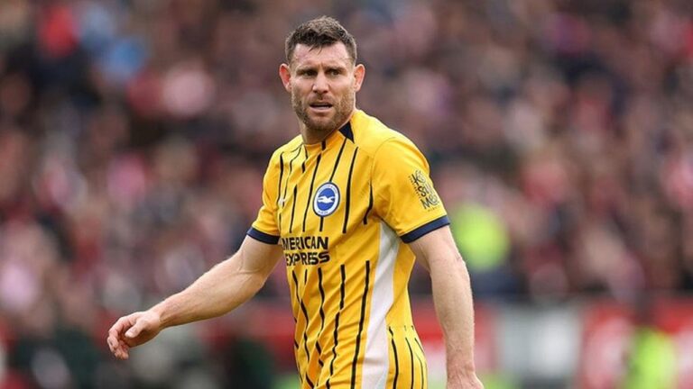 James Milner Cetak Sejarah: Lampaui Gareth Barry, Jadi Pemain dengan Penampilan Terbanyak di Premier League James Milner Cetak Sejarah: Lampaui Gareth Barry, Jadi Pemain dengan Penampilan Terbanyak di Premier League