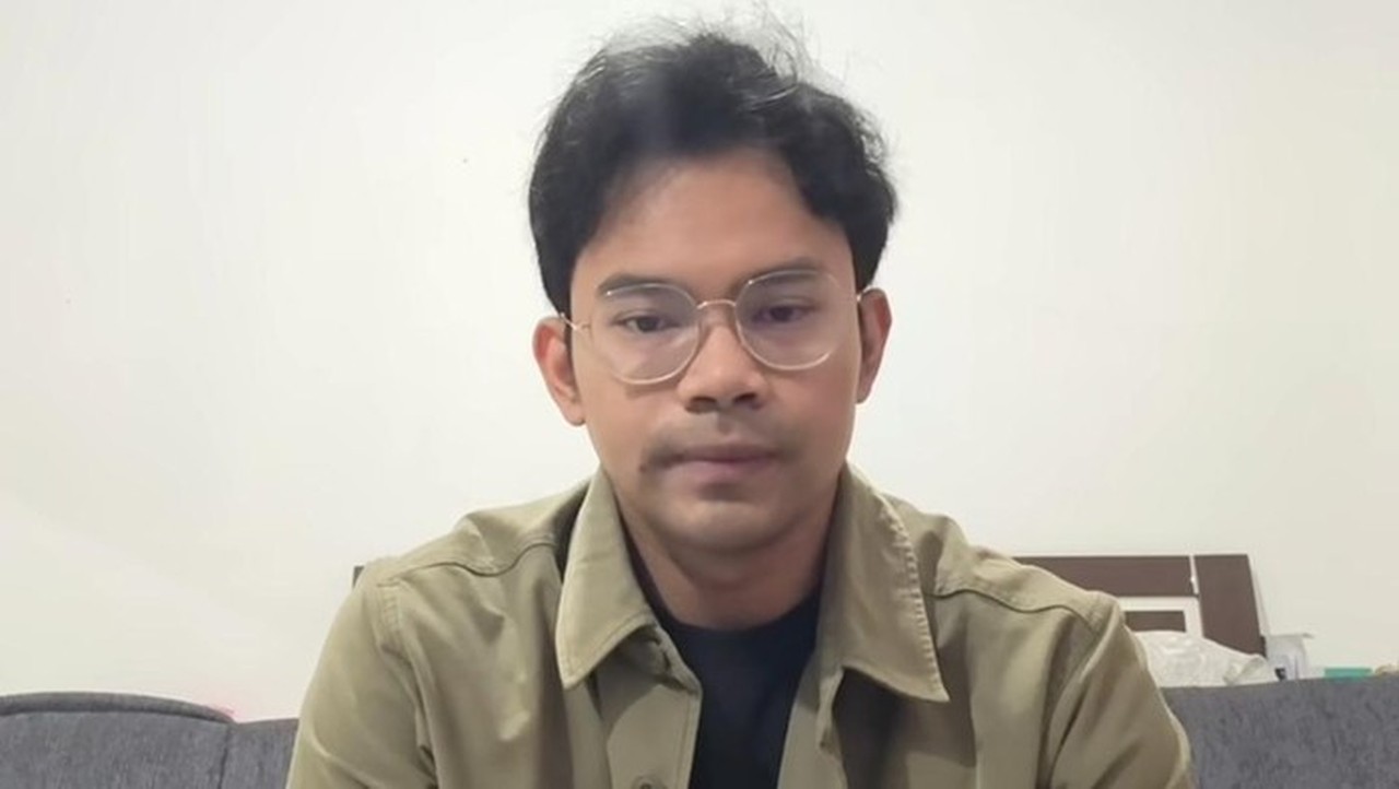 Insanul Fahmi Akan Laporkan Istri ke Komnas Anak Terkait Akses Bertemu Buah Hati Insanul Fahmi Akan Laporkan Istri ke Komnas Anak Terkait Akses Bertemu Buah Hati