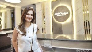 Cut Tari Ungkap Keseruan Menjadi Ibu Rumah Tangga, Akui Lebih Sibuk dari Dunia Hiburan