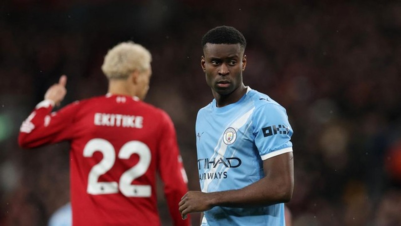 Marc Guehi: Kepingan Puzzle Krusial Pep Guardiola di Lini Belakang Manchester City Marc Guehi: Kepingan Puzzle Krusial Pep Guardiola di Lini Belakang Manchester City