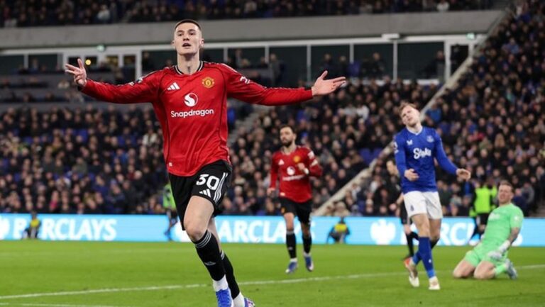 Sesko Cetak Gol Tunggal, Manchester United Taklukkan Everton 1-0 di Liga Inggris Sesko Cetak Gol Tunggal, Manchester United Taklukkan Everton 1-0 di Liga Inggris