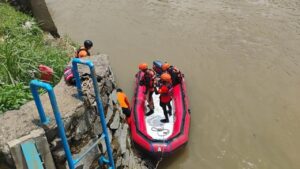 Pencarian Pekerja Jembatan Cisadane Dilanjutkan, Tim SAR Sisir Sungai Sejauh 5 Km