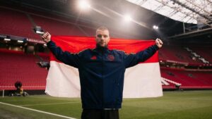 Maarten Paes ke Ajax: Peran Jordi Cruyff dan Denny Landzaat Jadi Sorotan?