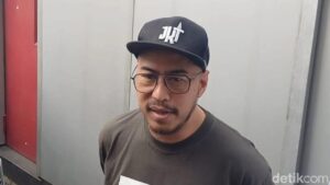 Pandji Pragiwaksono: Materi “Mens Rea” Bukan Penghinaan, Gibran Paham Seni