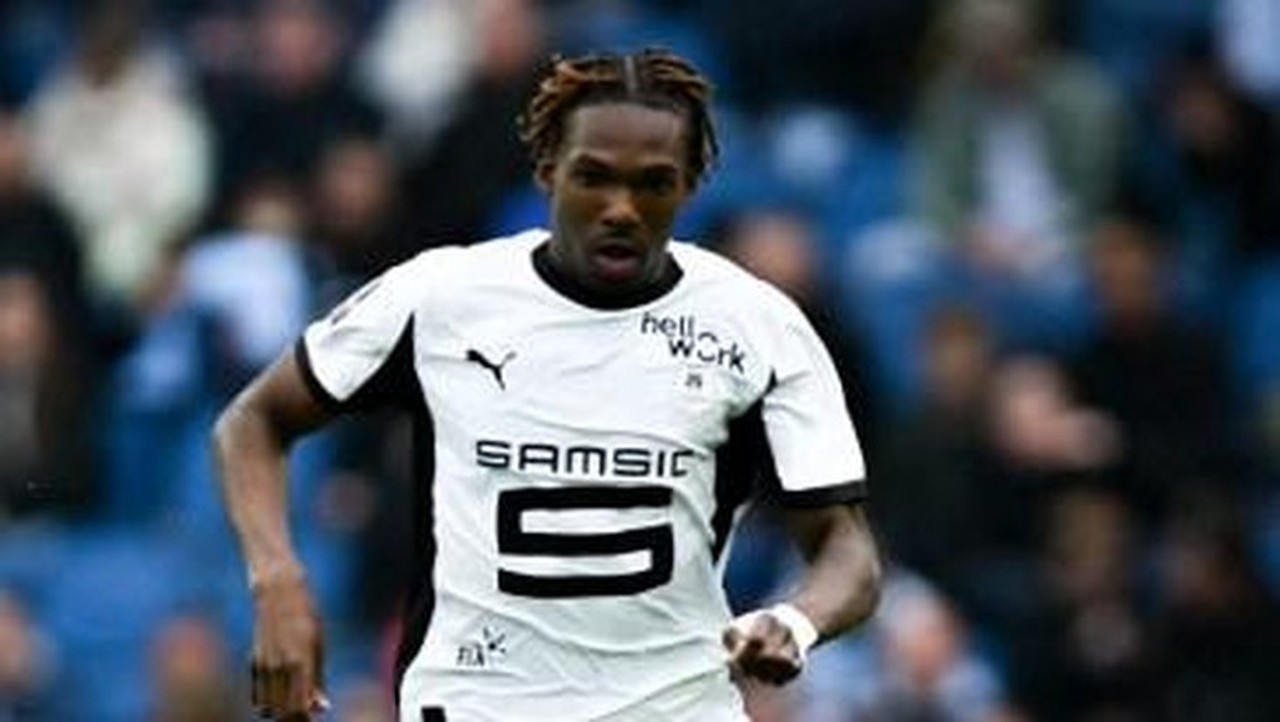 Liverpool Resmi Tikung Chelsea Dapatkan Bek Muda Prancis, Jeremy Jacquet, Rp 1,4 Triliun