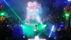 Juicy Luicy Gebrak Panggung, Hibur Penggemar di Peluncuran Produk Terbaru Tango