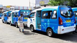Aksi Heroik Sopir Jaklingko Serempet Jambret di Jaktim, Pelaku Diamankan Warga