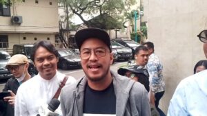Pandji Pragiwaksono Penuhi Panggilan Polisi Terkait Laporan Kasus ‘Mens Rea’