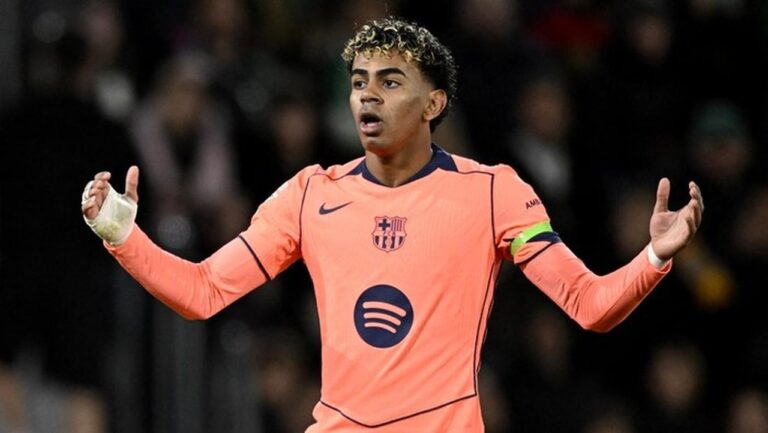 Lamine Yamal Sebut LaLiga Kompetisi Tersulit, Barcelona dan Madrid Bersaing Ketat Lamine Yamal Sebut LaLiga Kompetisi Tersulit, Barcelona dan Madrid Bersaing Ketat