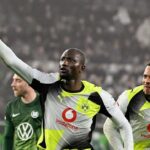 Borussia Dortmund Raih Tiga Poin Krusial Usai Taklukkan Wolfsburg 2-1 di Kandang Lawan