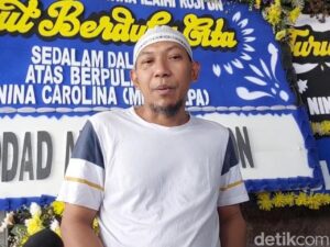Ajie Darmaji Bangkit dari Duka, Jaga Anak Kembar Sambil Rintis Karier Podcast