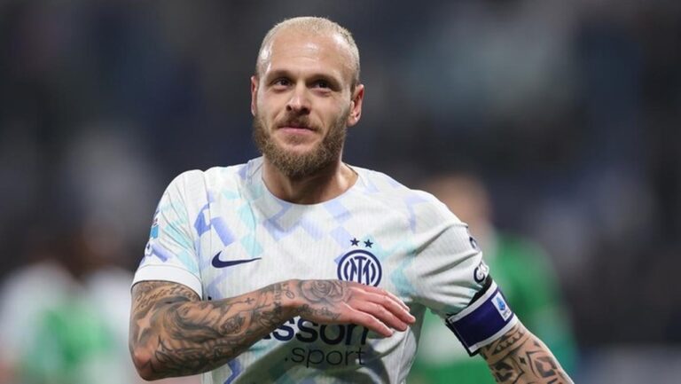 Federico Dimarco Merendah Meski Disebut Bek Kiri Terbaik Dunia Usai Laga Sassuolo