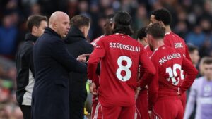 Arne Slot Tegaskan Liverpool Gagal Jika Tak Lolos Liga Champions Musim Ini