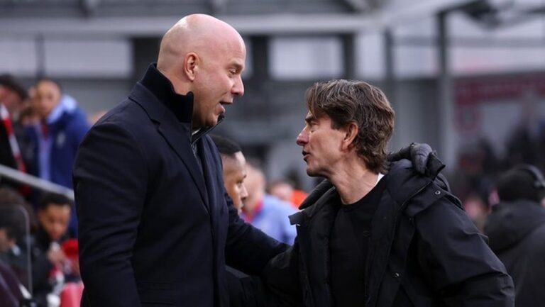 Arne Slot dan Thomas Frank: Siapa Manajer Premier League yang Terdepak Duluan?