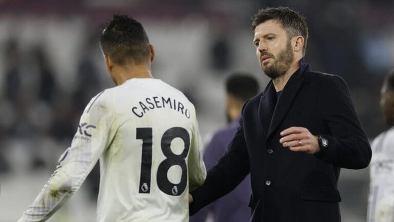 Persaingan Zona Liga Champions Memanas: Carrick dan Rosenior Catat Tren Performa Identik