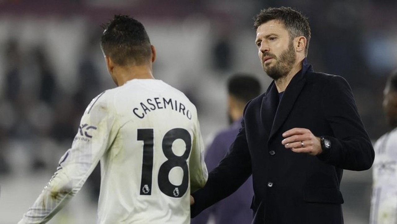 Persaingan Zona Liga Champions Memanas: Carrick dan Rosenior Catat Tren Performa Identik