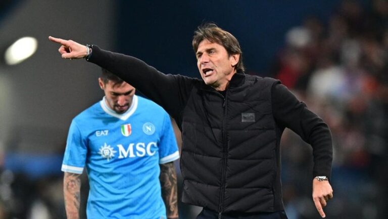 Conte: Napoli Terlalu Banyak Cedera untuk Bicara Scudetto, Hanya Bisa Berdoa