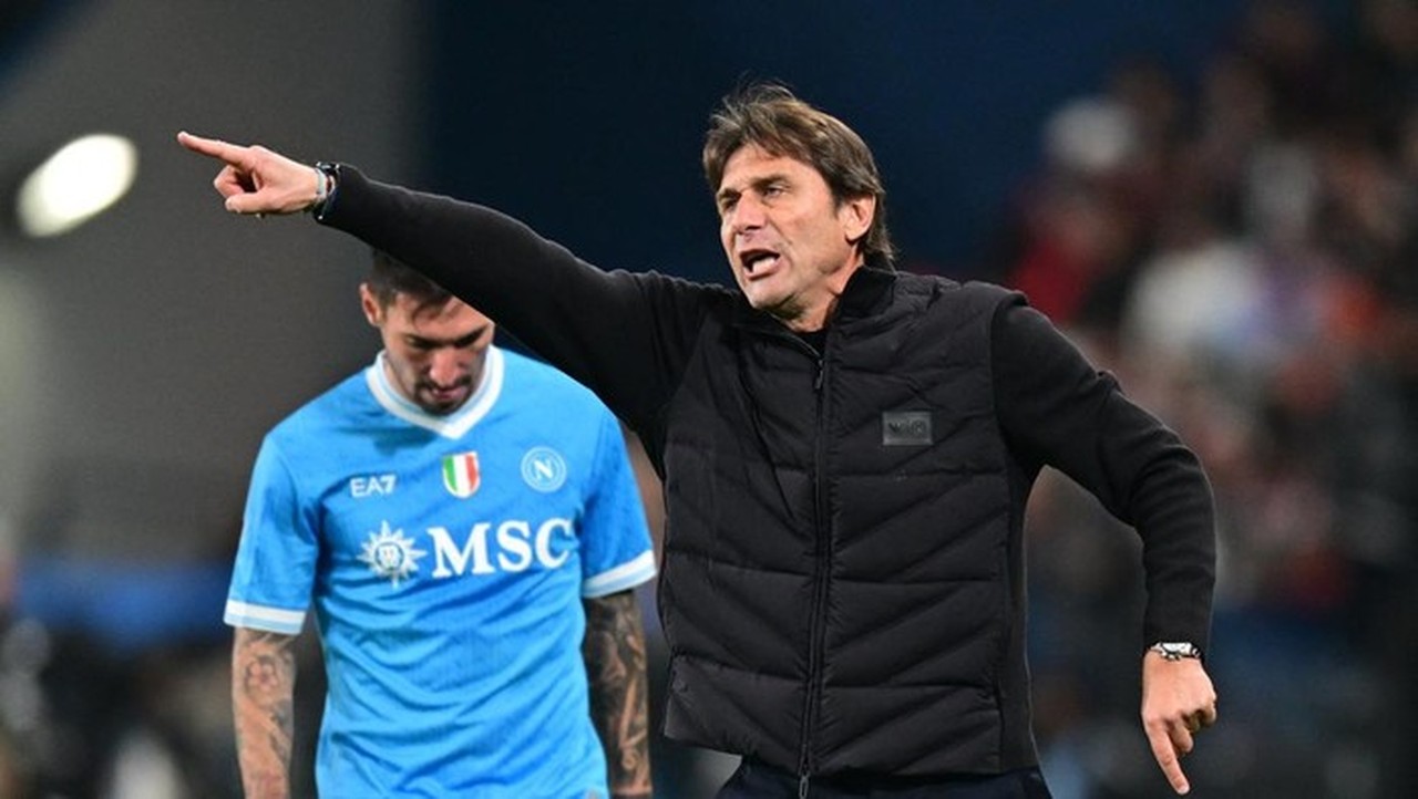 Conte: Napoli Terlalu Banyak Cedera untuk Bicara Scudetto, Hanya Bisa Berdoa