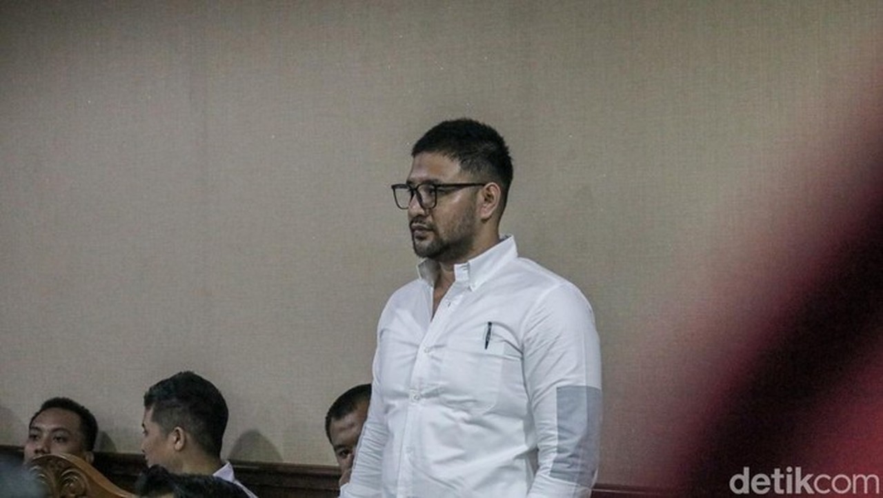 Ammar Zoni Murka di Sidang Narkoba Usai Anaknya Disebut oleh Saksi